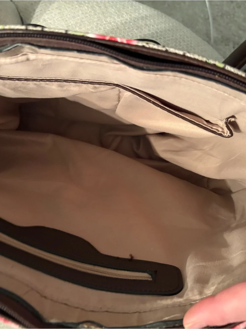 2 Floral Print Tote Bags in Pink and Brown leather - Picture 7 of 13